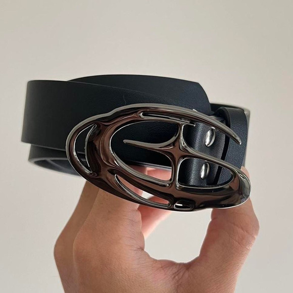 y2k 2000s chrome star futuristic cross emblem black grunge emo belt - Picture 2 of 4